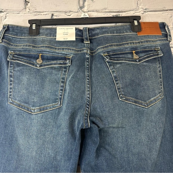 Lucky Brand Women’s Low Rise Flare Jeans Size 20/35R Medium Wash Stretch - Picture 6 of 16